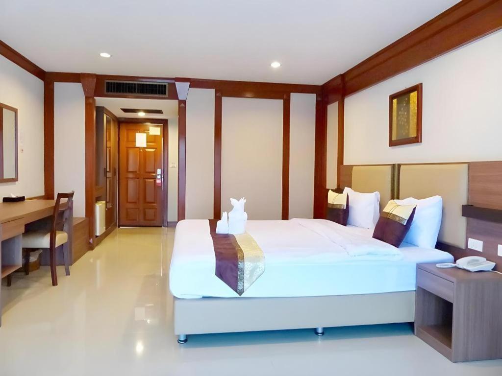The Impress Nan Hotel Extérieur photo